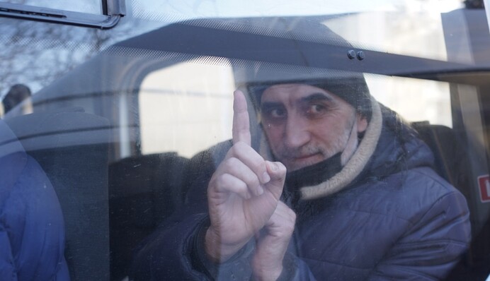 Репрессии продолжаются: в Крыму арестовали семерых крымских татар