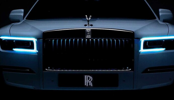 У Дніпрі засвітився розкішний Rolls-Royce Cullinan - таке авто коштує 20 млн: фото