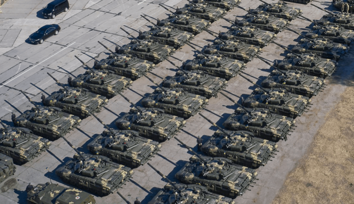 Військові держзамовлення в Україні: в Кабміні розповіли про проблеми