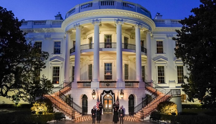 Больше, чем во Второй мировой: появились печальные данные о жертвах коронавируса в США