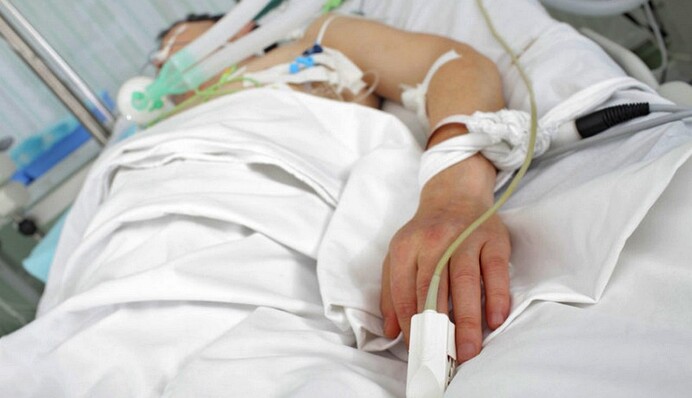 Под Хмельницким школьник впал в кому после нападения - родные бьют тревогу: фото