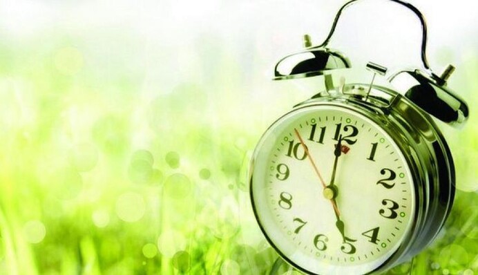 Перехід на літній час в Україні 2021: коли потрібно переводити годинник