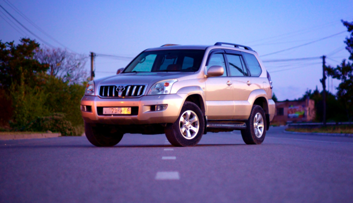 Названо найкращі рамні позашляховики з пробігом - не бояться убитих доріг і будуть служити 