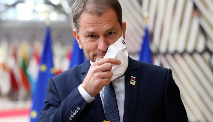 Закарпаття за вакцину: скандальна історія з жартом прем'єра Словаччини отримала продовження