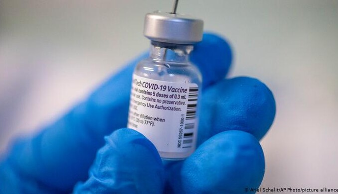 Лікарі назвали побічні ефекти від вакцини Pfizer - нею будуть прищеплювати мільйони українців