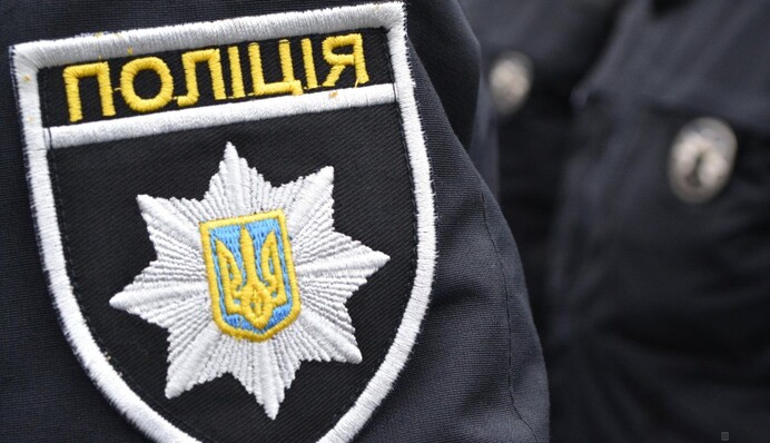 Під Києвом фотограф з дитячого садка торгував порнознімками дітей: фото і відео