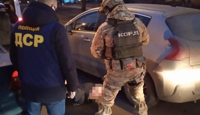 В Харькове горе-бандиты попались на горячем: чем они промышляли