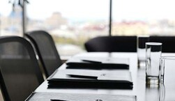 Мне не платили зарплату полгода: Аслунд объяснил, как власти ломают работу госпредприятий