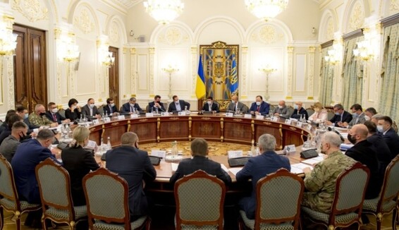 Заседание СНБО проведут раньше: появились данные о повестке