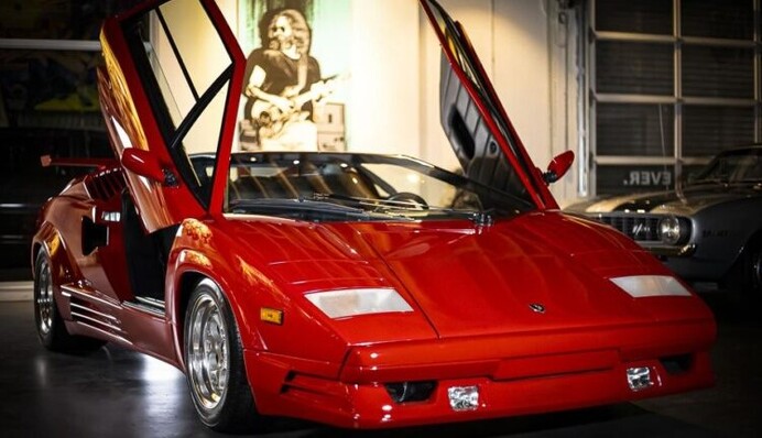 На продажу выставили редкий суперкар Lamborghini с 