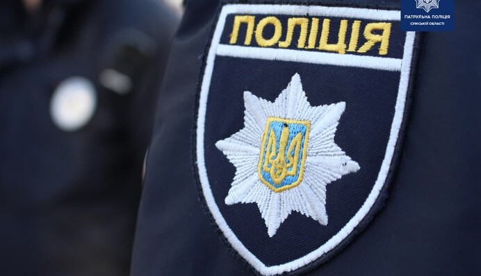 Ледве стояв на ногах: в Сумах маршрутник відрізнився на дорозі