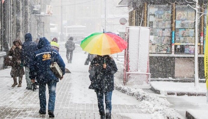 Зима не отступает: синоптики предупредили об ухудшении погоды в Киеве, данные с радара