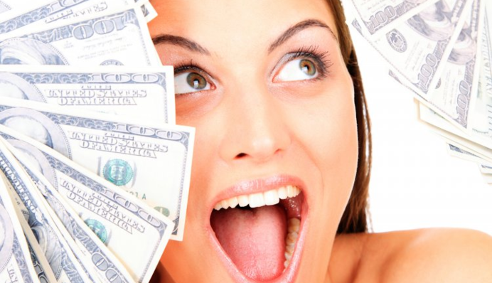 Финансовые проблемы их не затронут - пять знаков Зодиака, которые разбогатеют весной