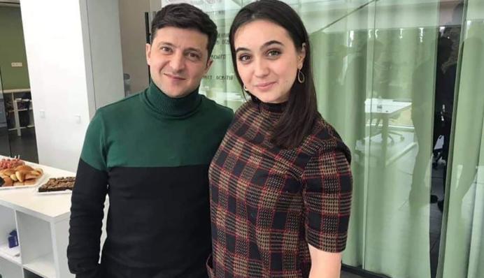 Новое авто и почти 700 тыс. зарплаты: обнародована годовая декларация Мендель