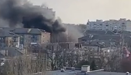 Под Киевом вспыхнул сильный пожар - черный столб дыма виден издалека: фото и видео