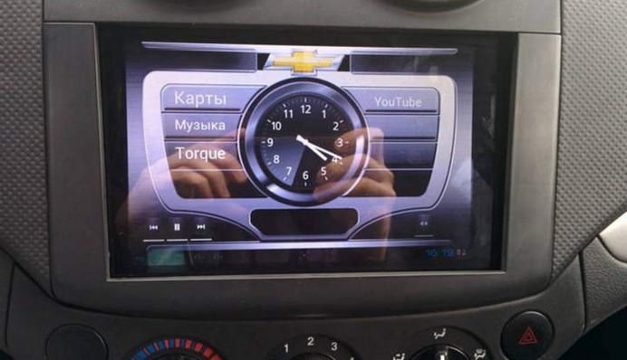 Переход на летнее время в Украине: как перевести часы в автомобиле