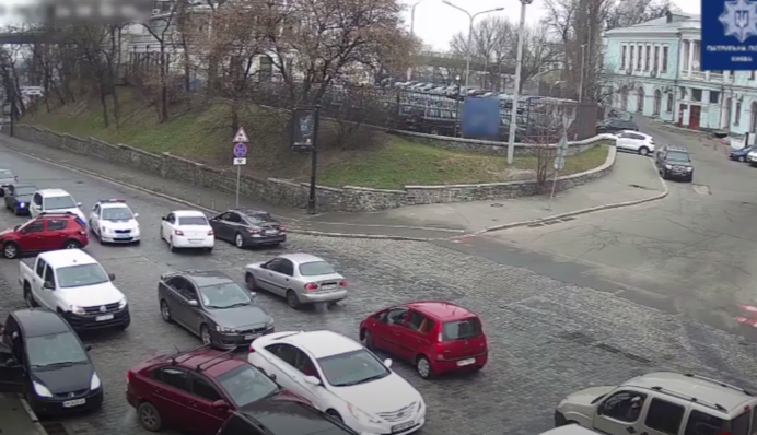 Одна забыла про 