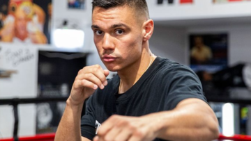 Сын легендарного Кости Цзю одержал яркую победу в чемпионском бою: видео