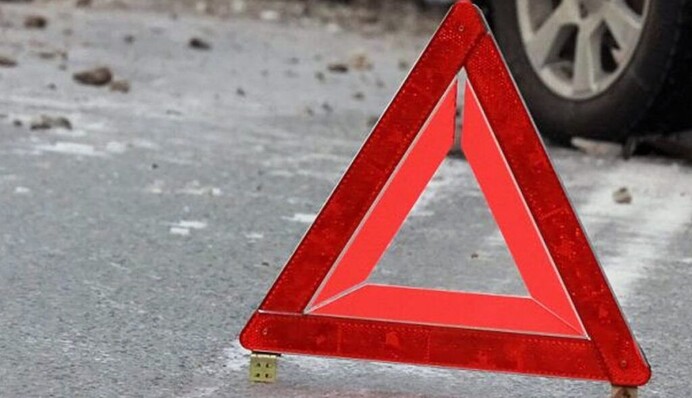 Под Киевом фура вытолкнула МАЗ на встречную полосу: фото и видео жуткого ДТП