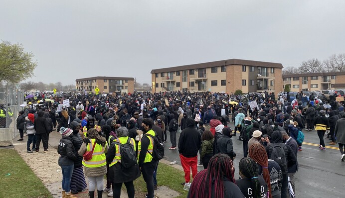 Ситуация накаляется: из-за протестов в США на улицы вывели военных