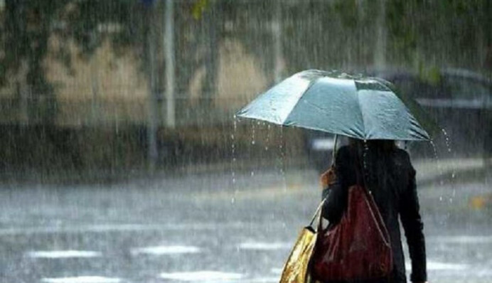 Українців попередили про насування шторму з грозами