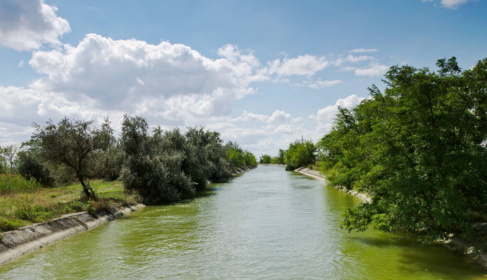 Скандал навколо Північно-Кримського каналу: чим загрожує Україні ініціатива Кабміну