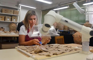 Археологи відновили напис на глечику, якому 3 тис. років, і дізналися цікаву таємницю: фото