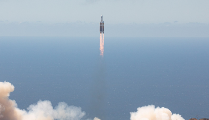 В США запустили ракету с секретным грузом: но всех напугал один нюанс