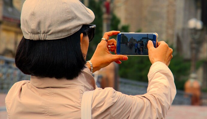 Травневі не за горами: де провести довгі вихідні в Україні та світі