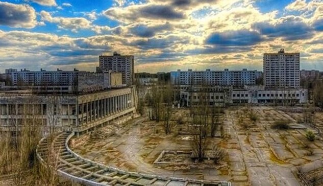 Суперкары запретной зоны: фото авто, замеченных в Чернобыле с 1986 года