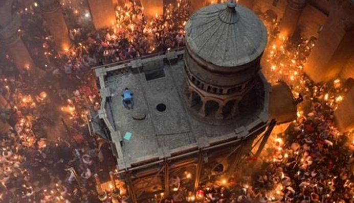 Схождение Благодатного огня в Иерусалиме: когда и где смотреть онлайн трансляцию