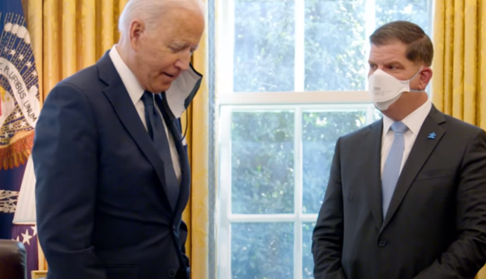 Это точно ваш сын? Байден оригинально поздравил мать одного из министров