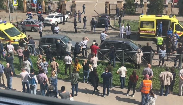 Дети кричали в панике, прогремел взрыв: все, что известно о кровавой бойне в Казани