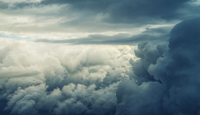 В Україні оголосили штормове попередження: де чекати на погіршення погоди