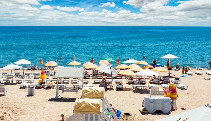 Відпочинок у 2021 році на Чорному морі: які ціни на українських курортах