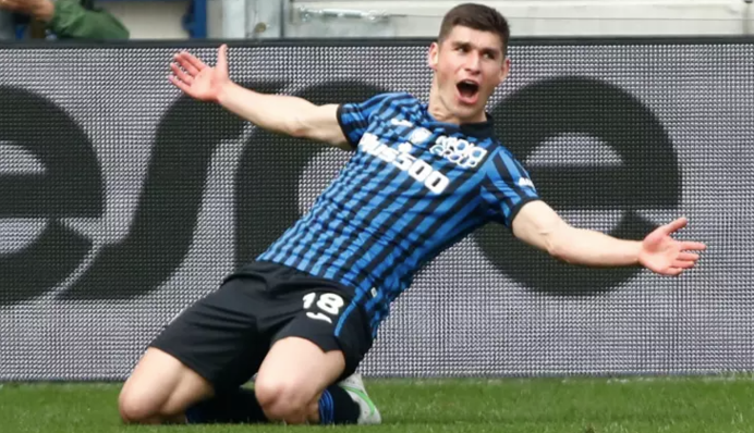 Малиновский забил гол легендарному Буффону в финале Кубка Италии: видео