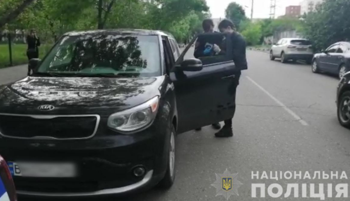 В Одесі конфлікт водіїв обернувся бійкою і стріляниною - вводили план-перехоплення: фото і відео