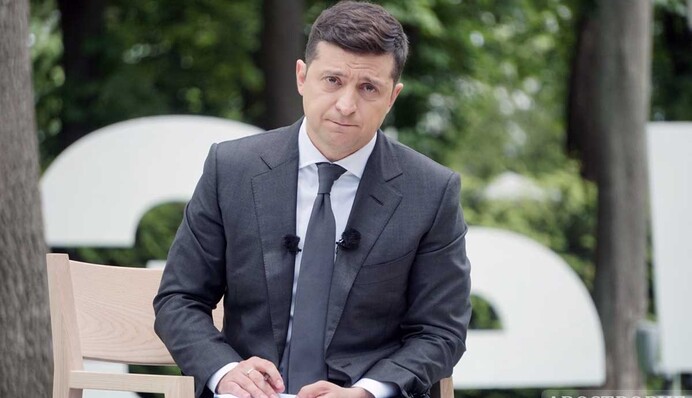 Як Київ готується до великого рандеву із Зеленським: подробиці з місця подій