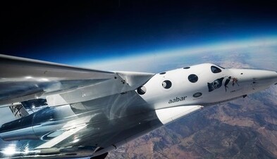 В США испытали космический корабль для туристов: видео