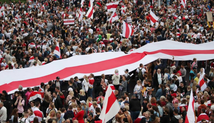 Сколихнулася вся Білорусь: прес-секретар Тихановської розповіла про назріваючий "бунт" в оточенні Лукашенка