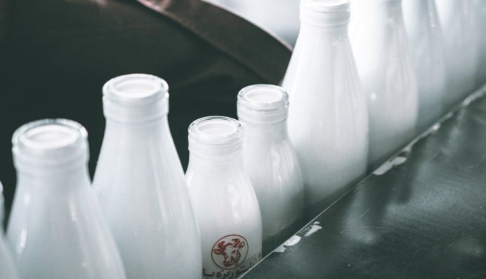 Молоко в Україні дорожче, ніж в Португалії: з'явилося порівняння цін