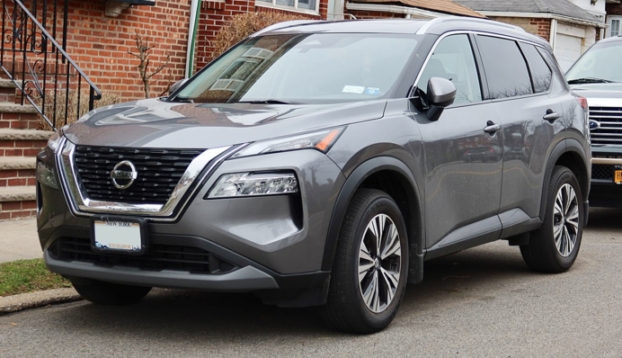 Nissan Rogue в лидерах: названы самые популярные кроссоверы и внедорожники в Украине