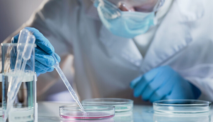 Глава МОЗ назвав, коли з'явиться українська вакцина від коронавірусу