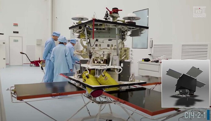 Легко может зафиксировать скопление войск: появились детали о новом украинском спутнике