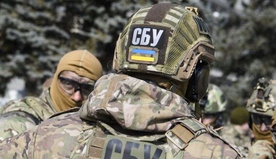 Торгувала кокаїном з речдоків: з'явилися фото поліцейської, затриманої в Одесі