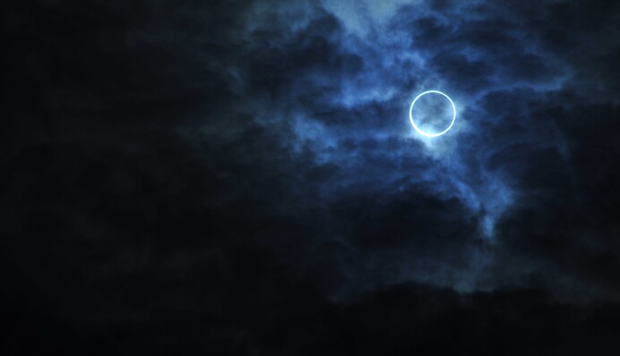 Кільцеве сонячне затемнення: коли дивитися в Україні унікальне явище