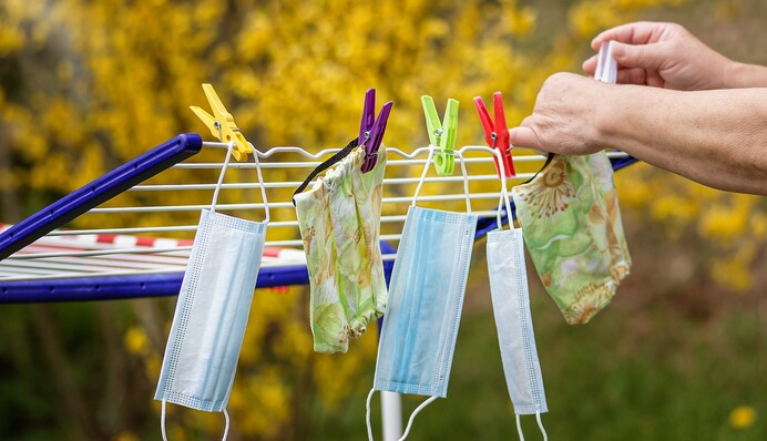 В Украине обновили зоны карантина: всю страну покрасили в один цвет