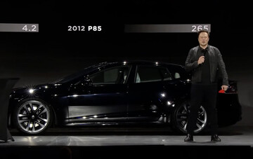 ​Представлен самый быстрый и дорогой электромобиль Tesla: фото и видео