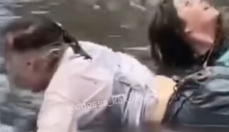 В Одесі молодь після зливи влаштувала 