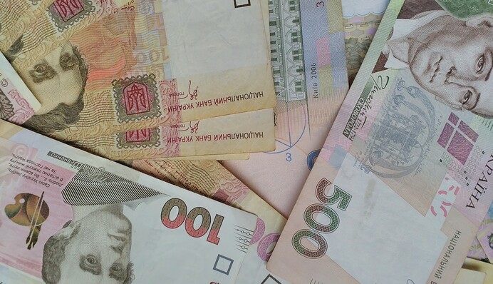 Что будет с гривной и долларом до конца 2021 года: экономисты дали детальный прогноз